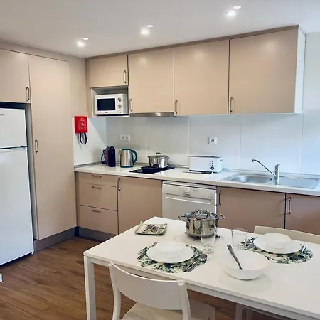 Apartment Legacy & Al - No Groups Albufeira