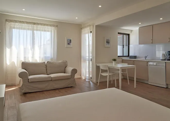 Legacy & Al - No Groups Apartment Albufeira